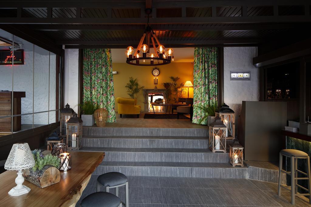Galen Beach House 古托克布库 外观 照片