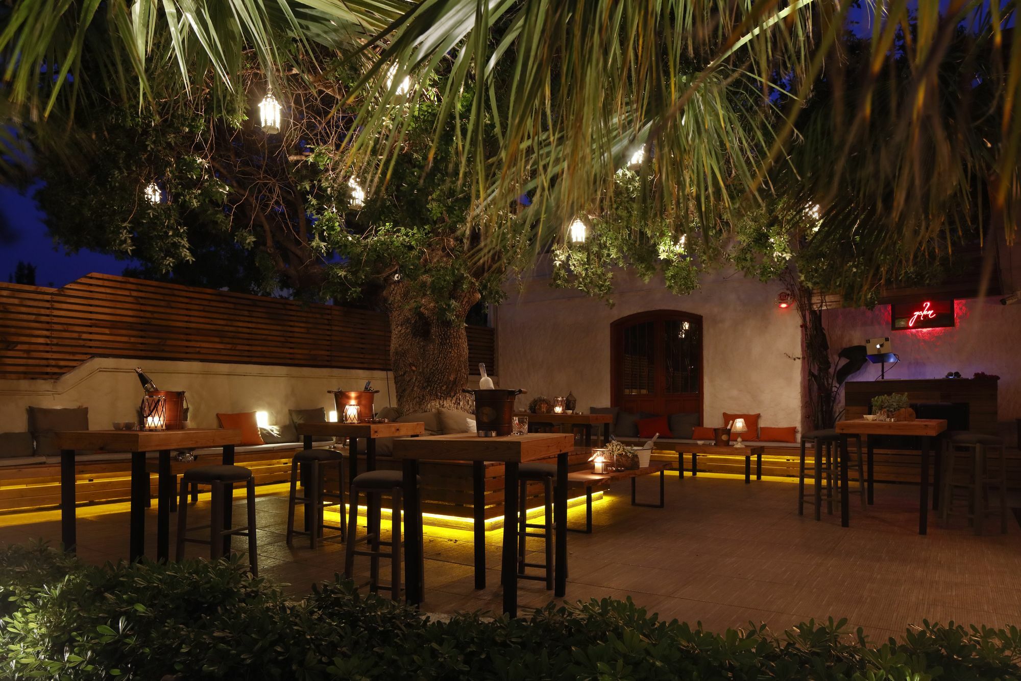 Galen Beach House 古托克布库 外观 照片